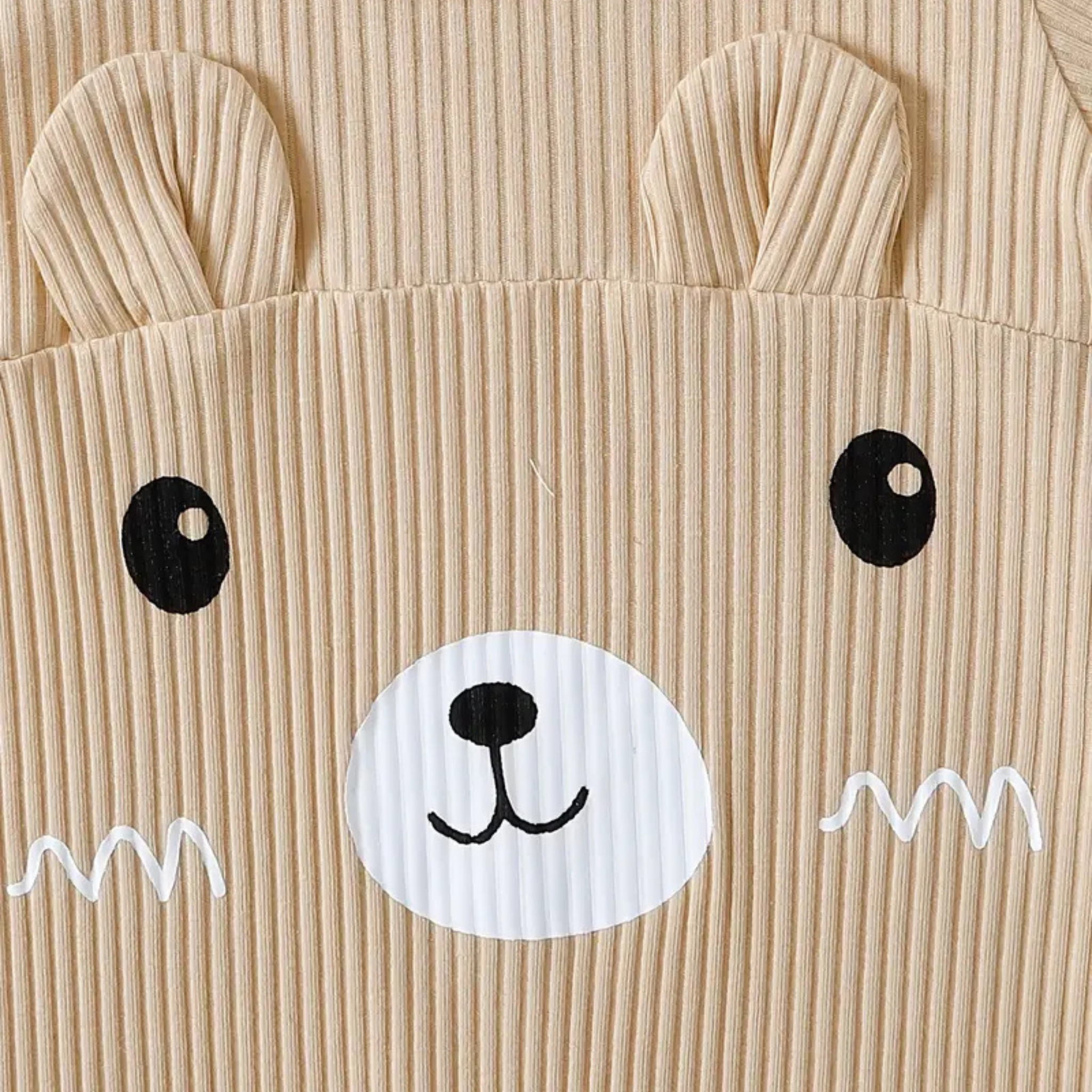 Cute bear face printed on ribbed baby romper – unisex design